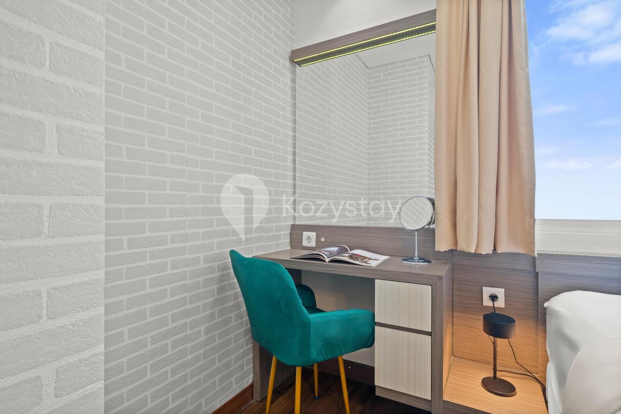 Meadow By Kozystay - Newly Renovated - Kebon Jeruk Giacarta Esterno foto